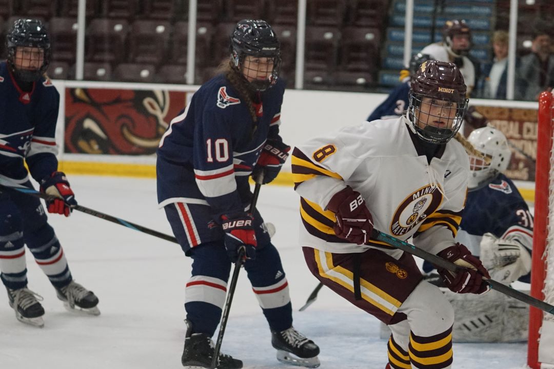 Girls Hockey