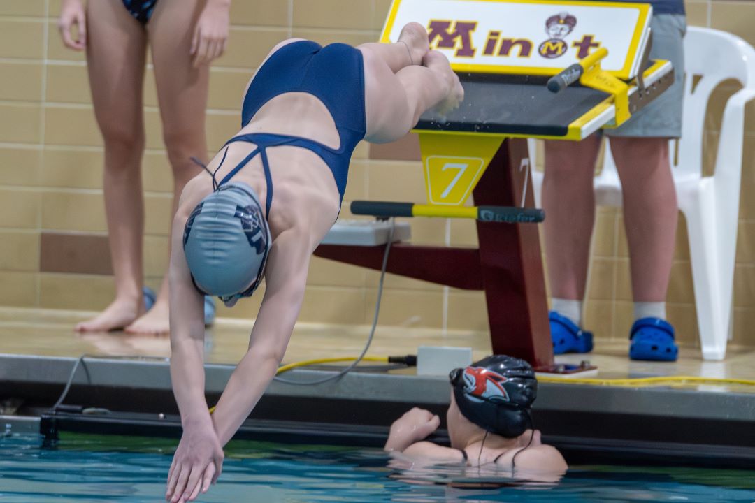 Girls Swim & Dive