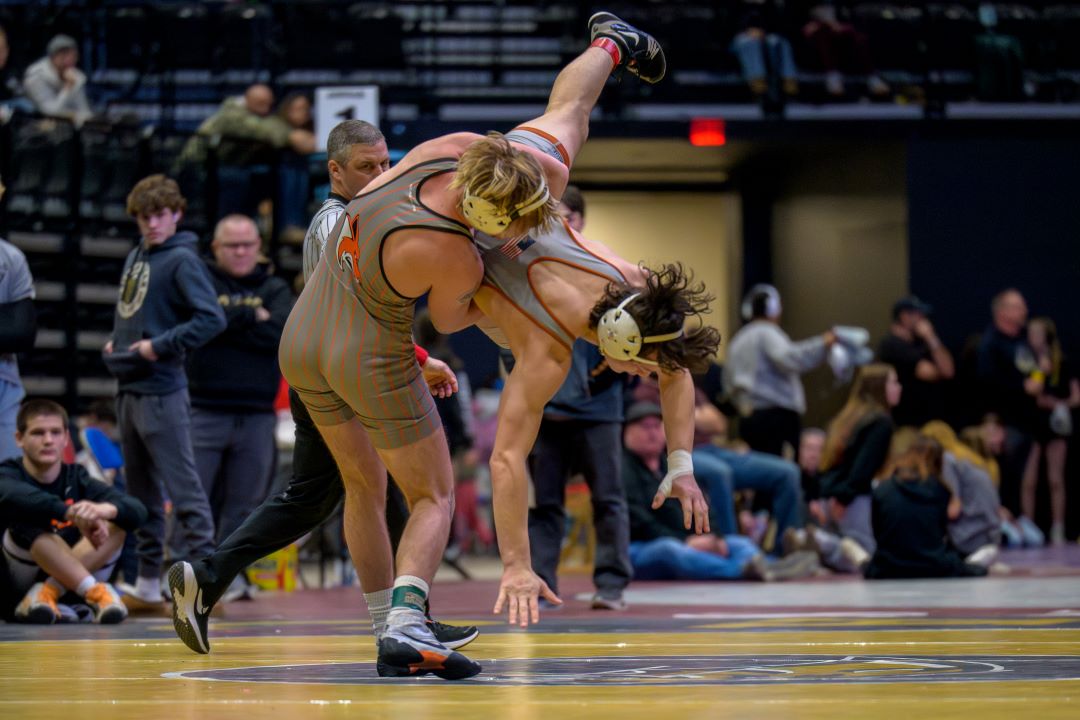 Boys Wrestling