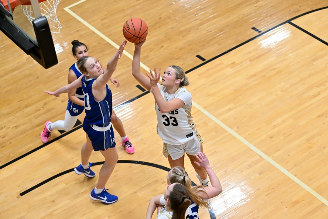 Girls Basketball