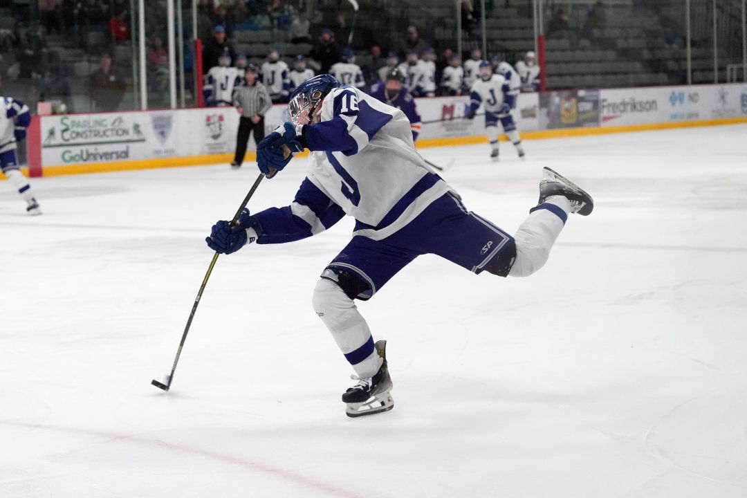 Boys Hockey