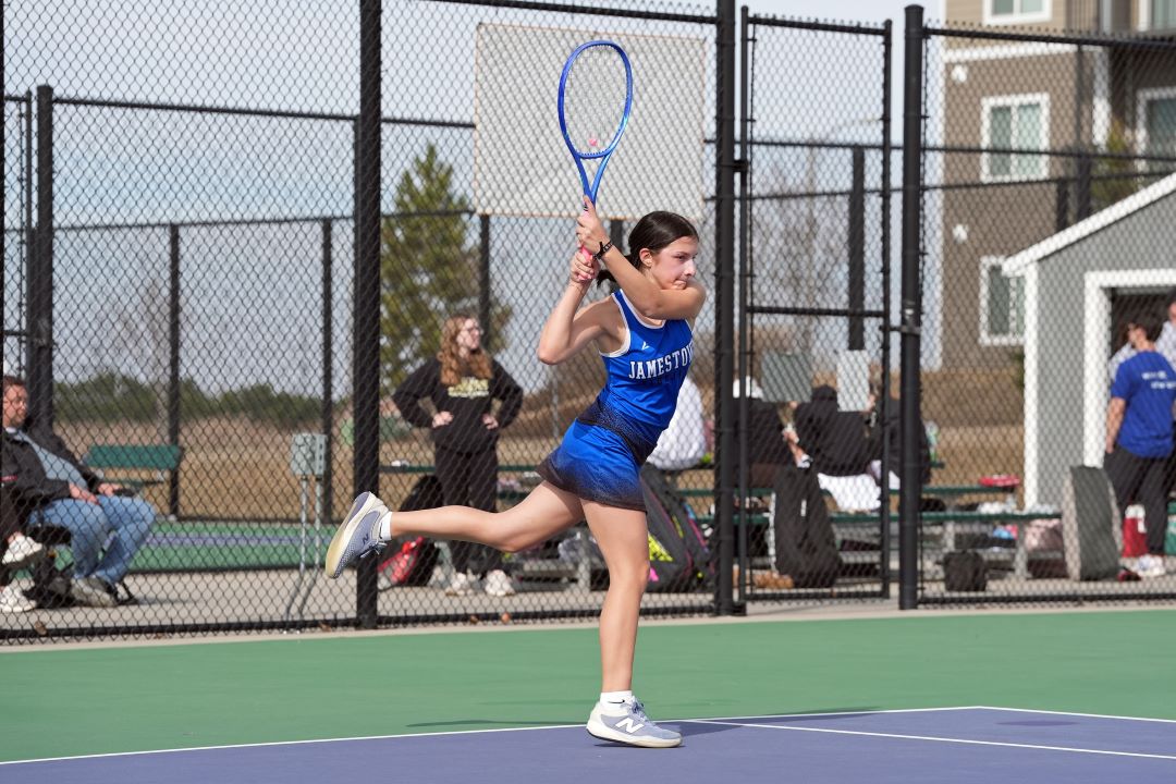 Girls Tennis