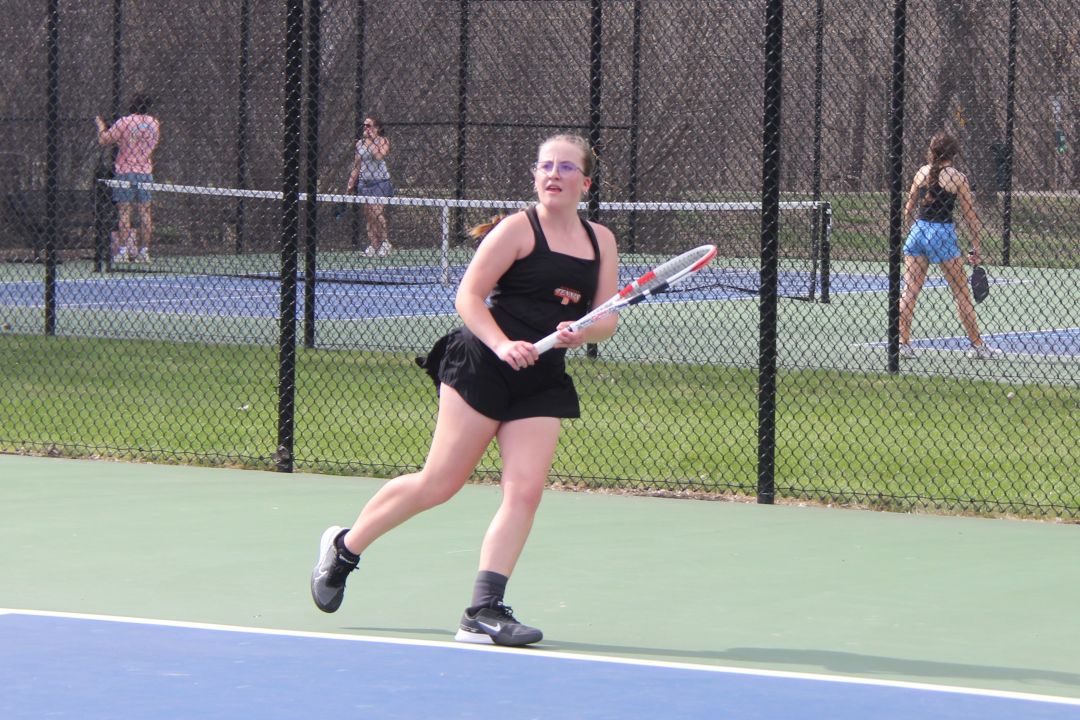 Girls Tennis