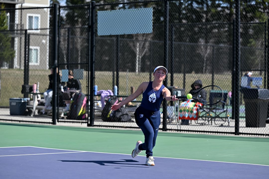 Girls Tennis