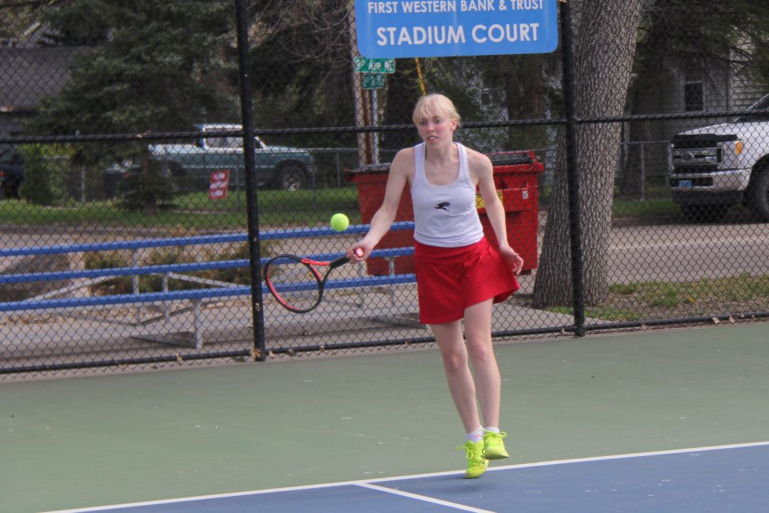 Girls Tennis