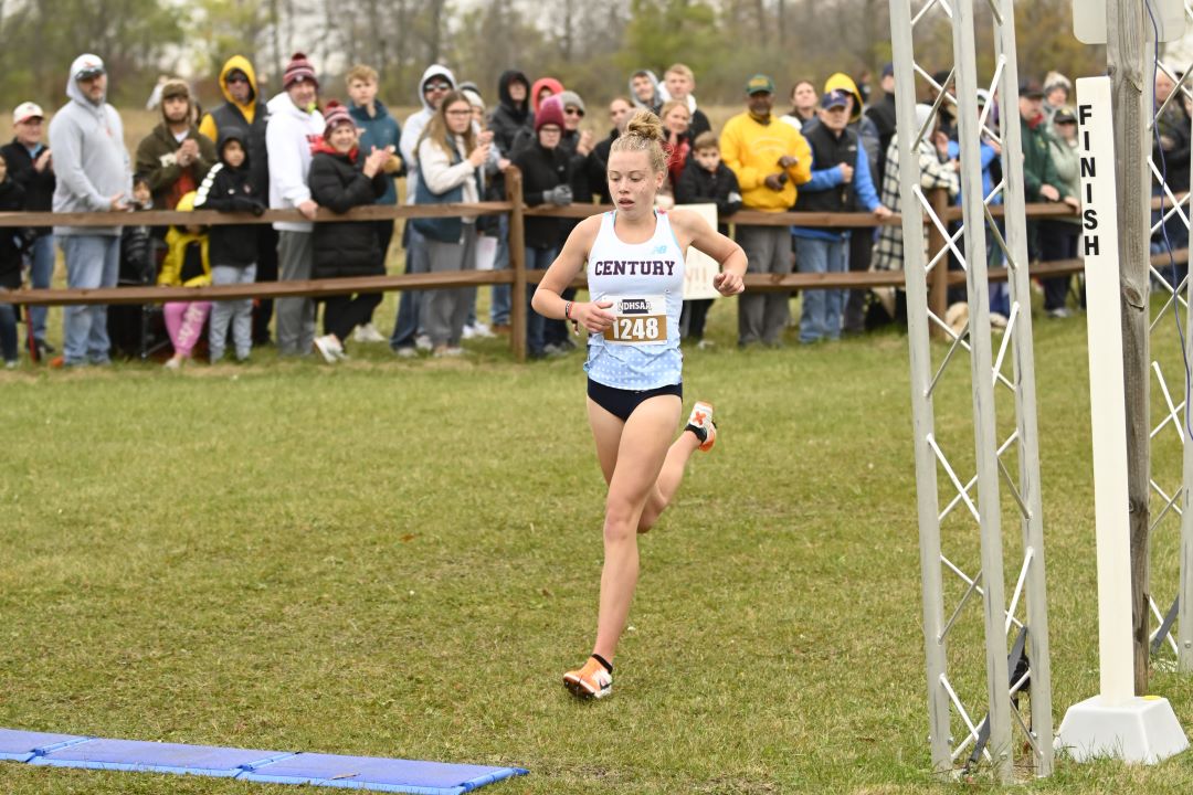 Williston, Century should again be the pace setters for the WDA girls' CC season