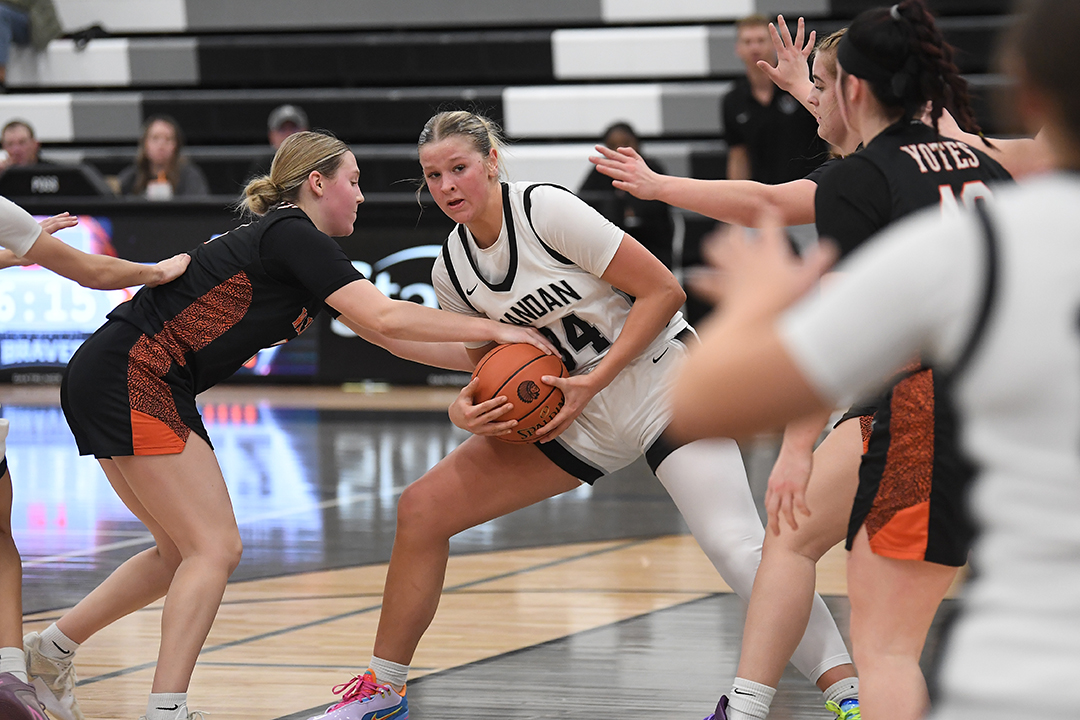 Girls Basketball