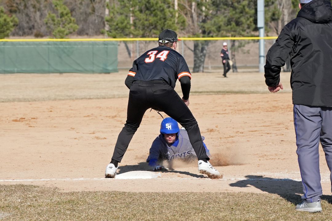 Bismarck St. Mary's Logo