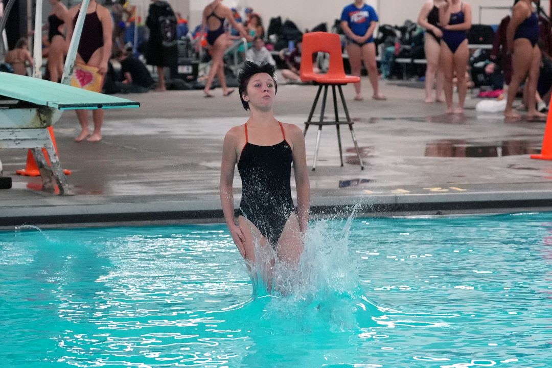 Girls Swim & Dive